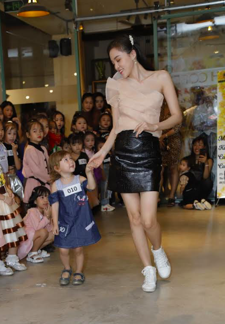 Screen Shot 2019-12-11 at 16.30.37